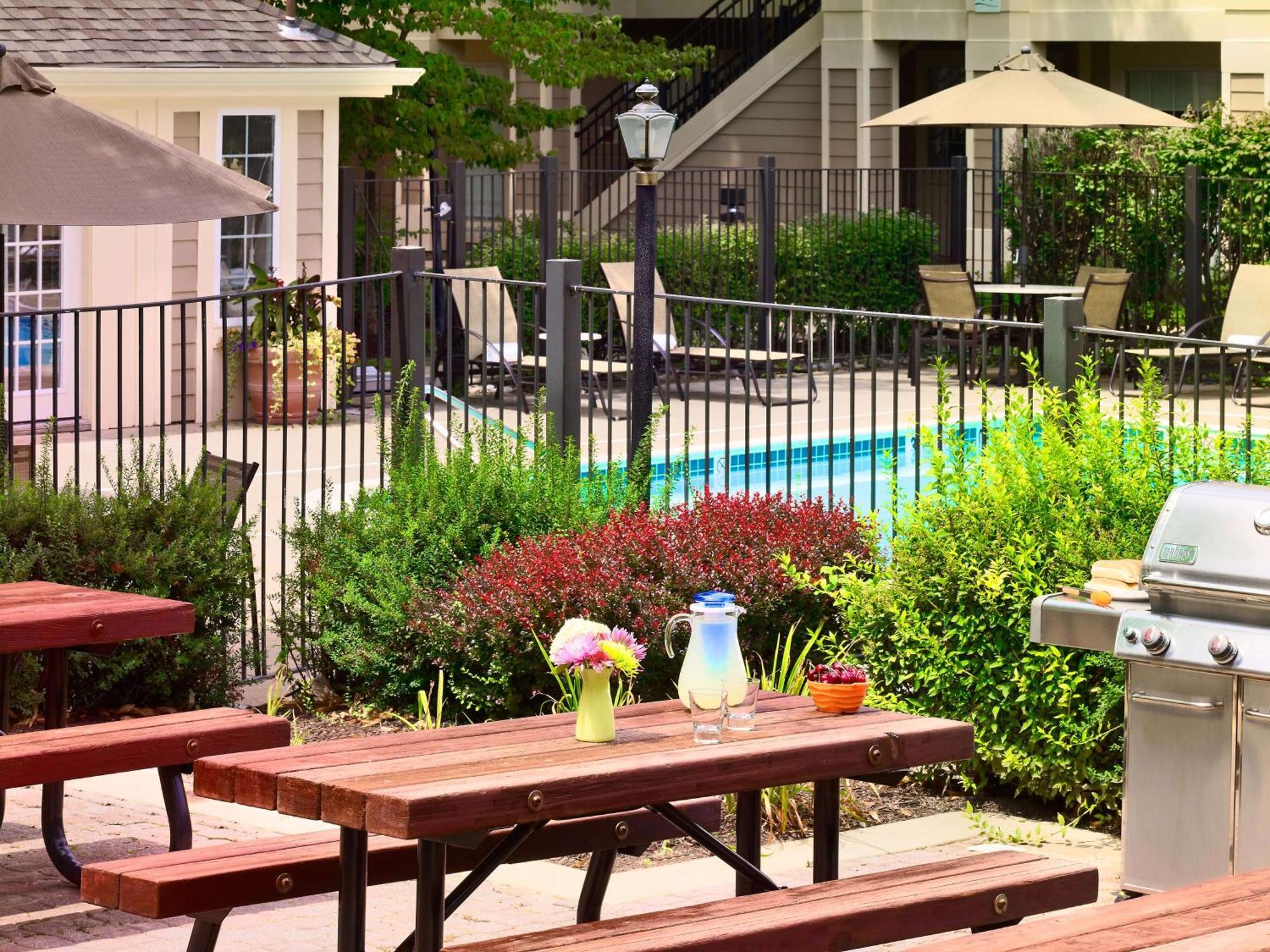 Staybridge Suites Boston - Burlington By Ihg Exterior photo